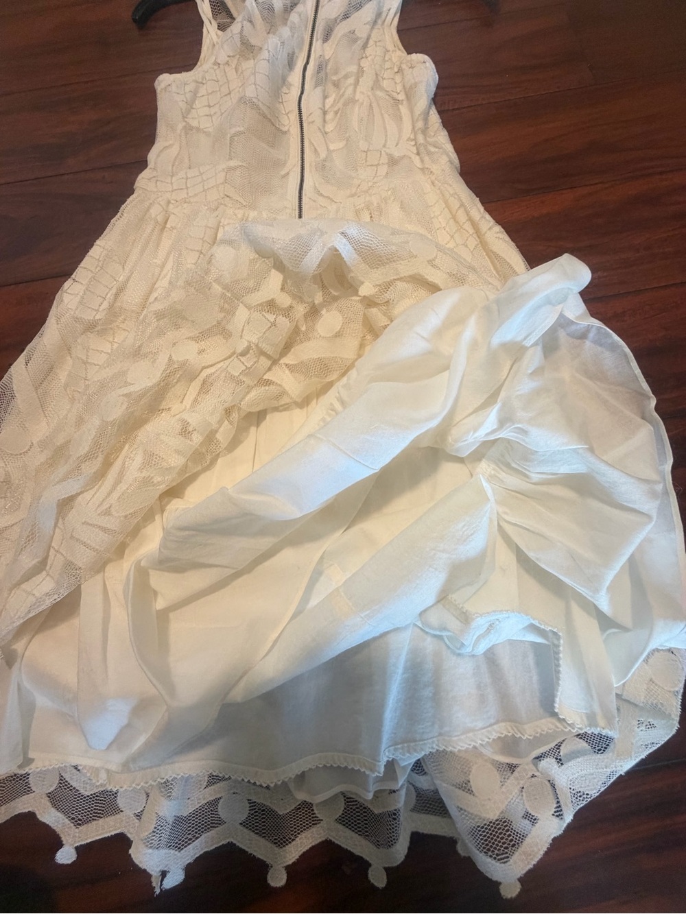 Maeve Cream Lace Midi Dress - Picture 6 of 9